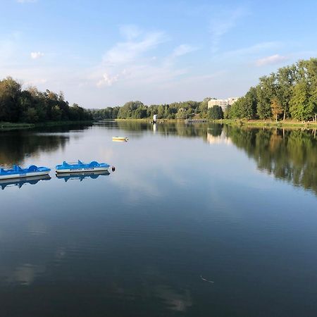Komfortowe Apartamenty Kielce Klonowa ,Ogrodek, Garaz Podziemny, Samodzielne Wejscie Na Kod 24H 外观 照片