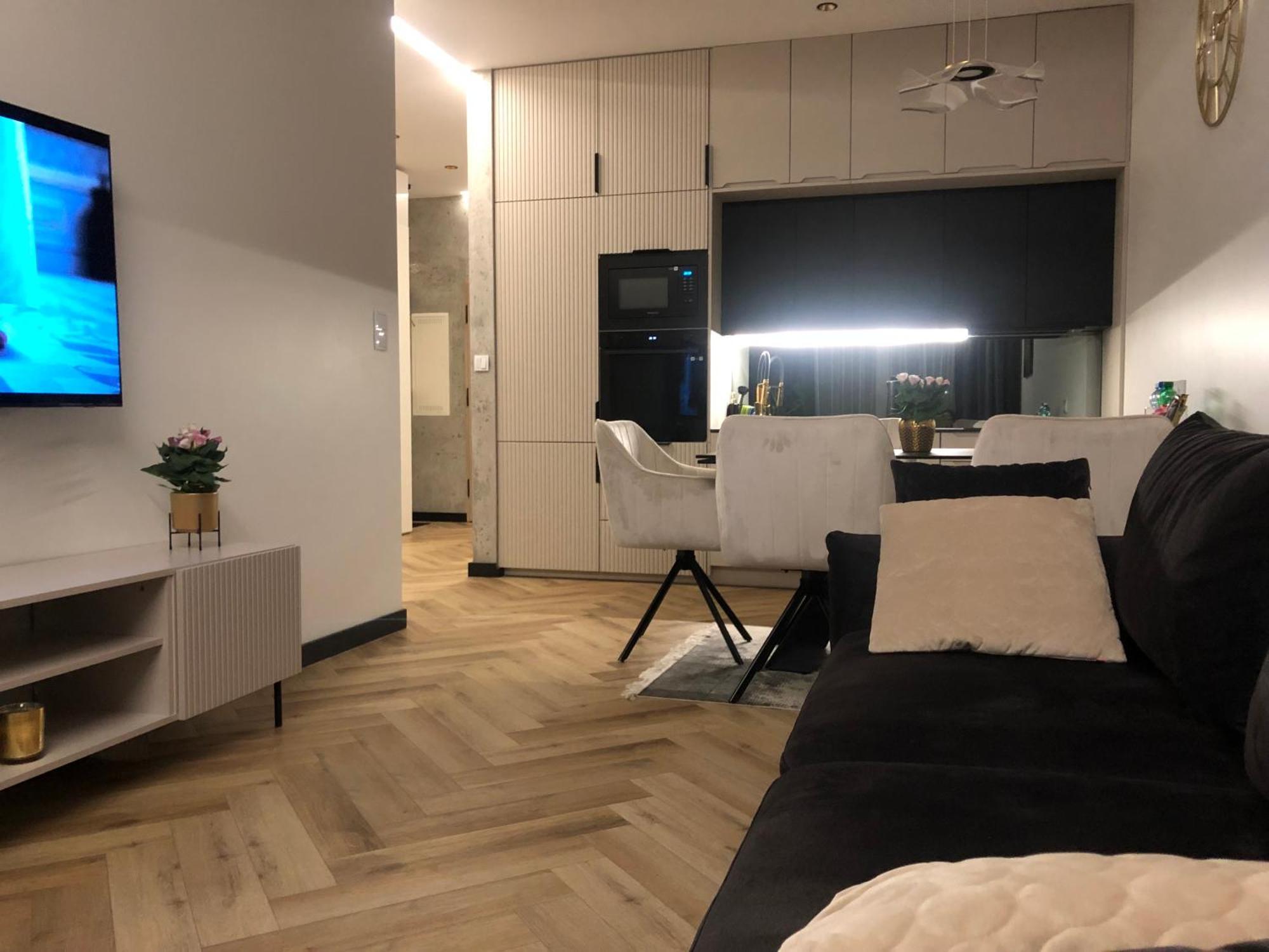 Komfortowe Apartamenty Kielce Klonowa ,Ogrodek, Garaz Podziemny, Samodzielne Wejscie Na Kod 24H 外观 照片