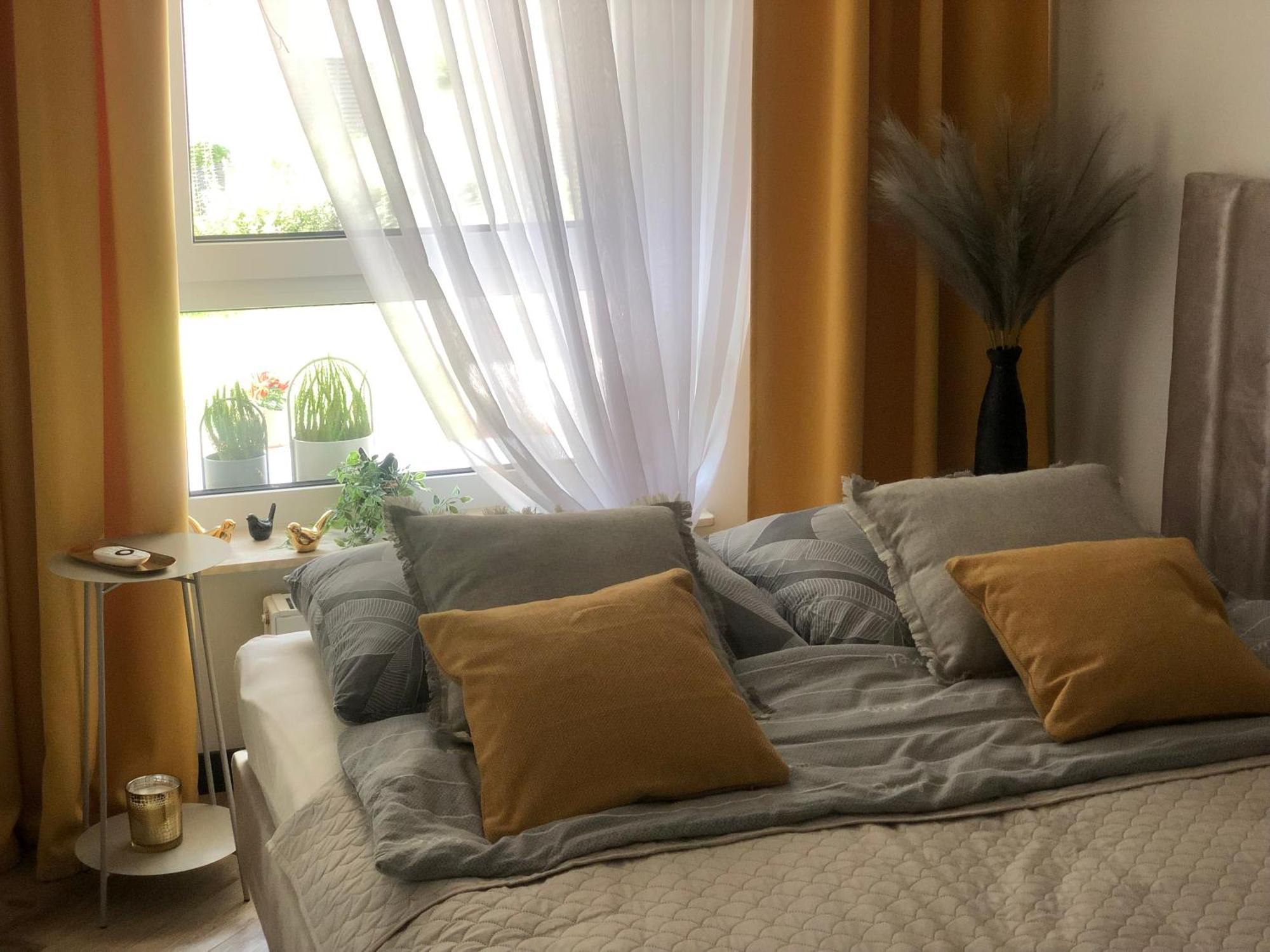 Komfortowe Apartamenty Kielce Klonowa ,Ogrodek, Garaz Podziemny, Samodzielne Wejscie Na Kod 24H 外观 照片